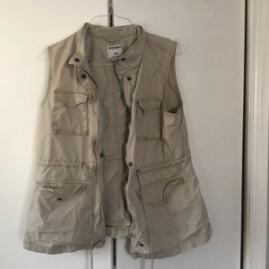 Old Navy khaki utility vest